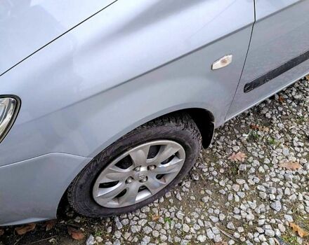 Серый Хендай Гетц, объемом двигателя 1.6 л и пробегом 130 тыс. км за 5000 $, фото 1 на Automoto.ua