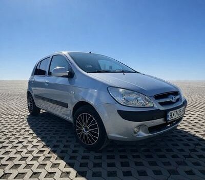 Серый Хендай Гетц, объемом двигателя 1.1 л и пробегом 166 тыс. км за 4900 $, фото 1 на Automoto.ua