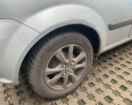 Синий Хендай Гетц, объемом двигателя 1.1 л и пробегом 298 тыс. км за 2800 $, фото 4 на Automoto.ua