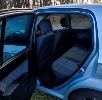 Синій Хендай Гетц, об'ємом двигуна 1.34 л та пробігом 270 тис. км за 4700 $, фото 5 на Automoto.ua