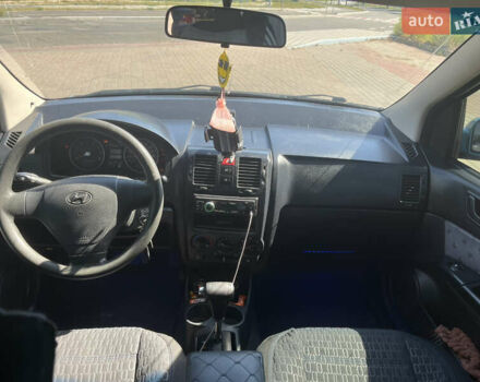 Синий Хендай Гетц, объемом двигателя 1.34 л и пробегом 260 тыс. км за 4000 $, фото 6 на Automoto.ua