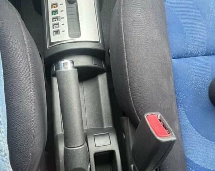 Синий Хендай Гетц, объемом двигателя 1.6 л и пробегом 175 тыс. км за 6000 $, фото 14 на Automoto.ua