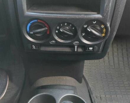 Зеленый Хендай Гетц, объемом двигателя 1.3 л и пробегом 199 тыс. км за 2800 $, фото 3 на Automoto.ua