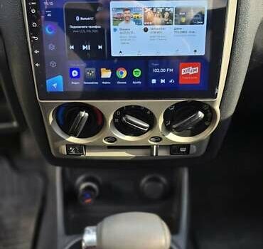 Зеленый Хендай Гетц, объемом двигателя 1.4 л и пробегом 162 тыс. км за 6000 $, фото 3 на Automoto.ua