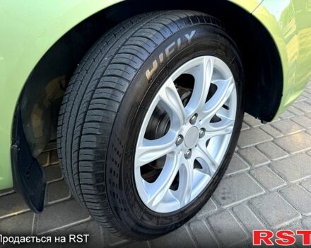 Зеленый Хендай Гетц, объемом двигателя 1.4 л и пробегом 157 тыс. км за 5700 $, фото 2 на Automoto.ua