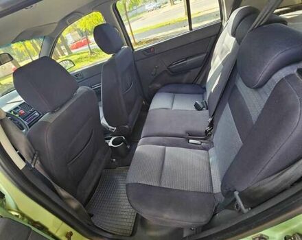 Зеленый Хендай Гетц, объемом двигателя 1.4 л и пробегом 173 тыс. км за 4000 $, фото 4 на Automoto.ua