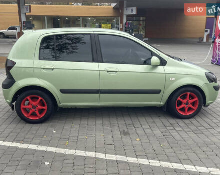 Зеленый Хендай Гетц, объемом двигателя 1.4 л и пробегом 165 тыс. км за 3400 $, фото 7 на Automoto.ua