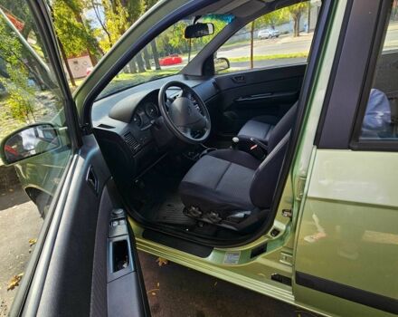 Зеленый Хендай Гетц, объемом двигателя 1.4 л и пробегом 173 тыс. км за 4000 $, фото 4 на Automoto.ua