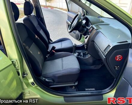 Зеленый Хендай Гетц, объемом двигателя 1.4 л и пробегом 157 тыс. км за 5700 $, фото 4 на Automoto.ua