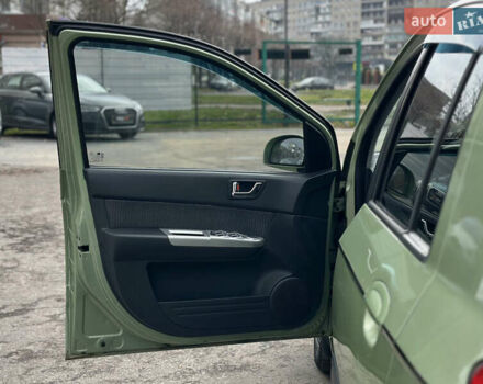 Зеленый Хендай Гетц, объемом двигателя 1.4 л и пробегом 132 тыс. км за 4650 $, фото 22 на Automoto.ua