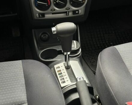 Зеленый Хендай Гетц, объемом двигателя 1.4 л и пробегом 132 тыс. км за 4600 $, фото 21 на Automoto.ua