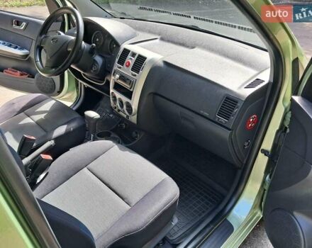 Зеленый Хендай Гетц, объемом двигателя 1.4 л и пробегом 163 тыс. км за 6000 $, фото 6 на Automoto.ua