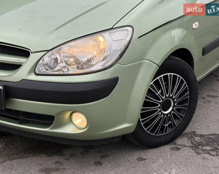 Зеленый Хендай Гетц, объемом двигателя 1.4 л и пробегом 132 тыс. км за 4650 $, фото 4 на Automoto.ua