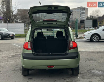Зеленый Хендай Гетц, объемом двигателя 1.4 л и пробегом 132 тыс. км за 4650 $, фото 15 на Automoto.ua
