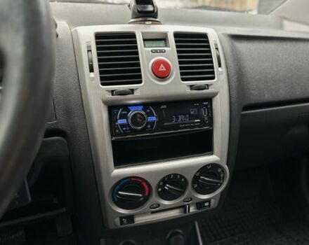 Зеленый Хендай Гетц, объемом двигателя 1.4 л и пробегом 132 тыс. км за 4600 $, фото 19 на Automoto.ua