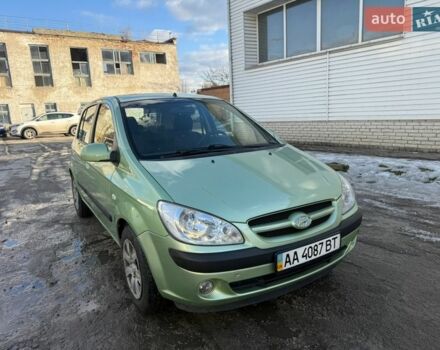 Зеленый Хендай Гетц, объемом двигателя 1.4 л и пробегом 250 тыс. км за 4900 $, фото 1 на Automoto.ua