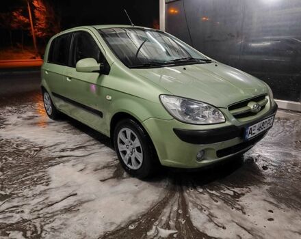 Зеленый Хендай Гетц, объемом двигателя 1.4 л и пробегом 220 тыс. км за 3800 $, фото 1 на Automoto.ua