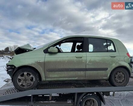 Зеленый Хендай Гетц, объемом двигателя 1.1 л и пробегом 310 тыс. км за 1100 $, фото 1 на Automoto.ua