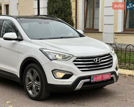 Белый Хендай Гранд Санта Фе, объемом двигателя 2.2 л и пробегом 208 тыс. км за 17700 $, фото 3 на Automoto.ua