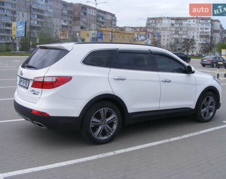 Белый Хендай Гранд Санта Фе, объемом двигателя 2.2 л и пробегом 99 тыс. км за 21000 $, фото 7 на Automoto.ua