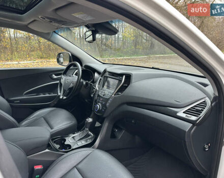 Белый Хендай Гранд Санта Фе, объемом двигателя 2.2 л и пробегом 208 тыс. км за 17700 $, фото 28 на Automoto.ua