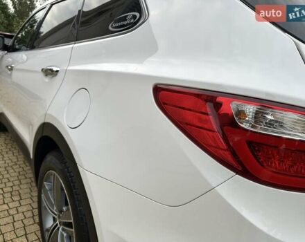 Белый Хендай Гранд Санта Фе, объемом двигателя 2.2 л и пробегом 231 тыс. км за 19197 $, фото 118 на Automoto.ua