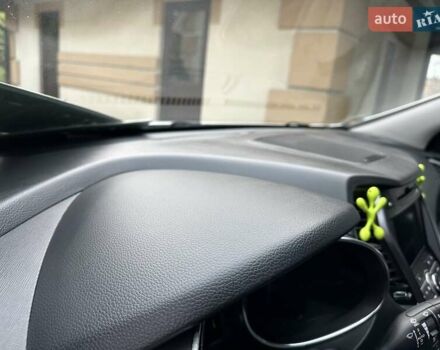 Белый Хендай Гранд Санта Фе, объемом двигателя 2.2 л и пробегом 231 тыс. км за 19197 $, фото 10 на Automoto.ua