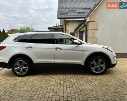 Белый Хендай Гранд Санта Фе, объемом двигателя 2.2 л и пробегом 231 тыс. км за 19197 $, фото 78 на Automoto.ua