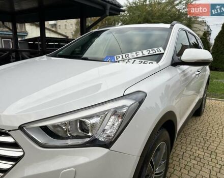 Белый Хендай Гранд Санта Фе, объемом двигателя 2.2 л и пробегом 231 тыс. км за 19197 $, фото 110 на Automoto.ua