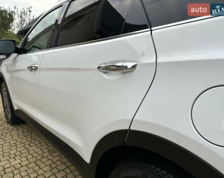 Белый Хендай Гранд Санта Фе, объемом двигателя 2.2 л и пробегом 231 тыс. км за 19197 $, фото 115 на Automoto.ua