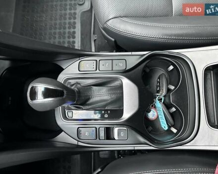 Белый Хендай Гранд Санта Фе, объемом двигателя 2.2 л и пробегом 231 тыс. км за 19197 $, фото 28 на Automoto.ua