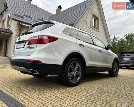 Белый Хендай Гранд Санта Фе, объемом двигателя 2.2 л и пробегом 231 тыс. км за 19197 $, фото 50 на Automoto.ua