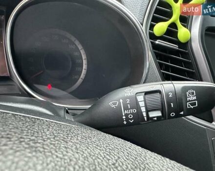 Белый Хендай Гранд Санта Фе, объемом двигателя 2.2 л и пробегом 231 тыс. км за 19197 $, фото 15 на Automoto.ua