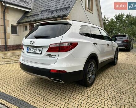 Белый Хендай Гранд Санта Фе, объемом двигателя 2.2 л и пробегом 231 тыс. км за 19197 $, фото 81 на Automoto.ua