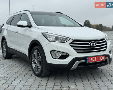 Белый Хендай Гранд Санта Фе, объемом двигателя 2.2 л и пробегом 149 тыс. км за 20777 $, фото 2 на Automoto.ua