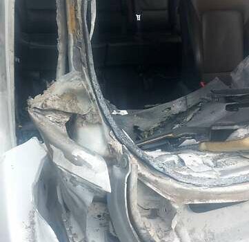 Белый Хендай Гранд Санта Фе, объемом двигателя 2.2 л и пробегом 246 тыс. км за 5000 $, фото 15 на Automoto.ua