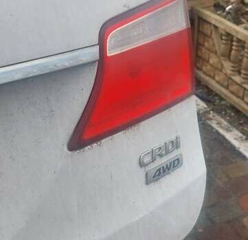 Белый Хендай Гранд Санта Фе, объемом двигателя 2.2 л и пробегом 246 тыс. км за 5000 $, фото 3 на Automoto.ua