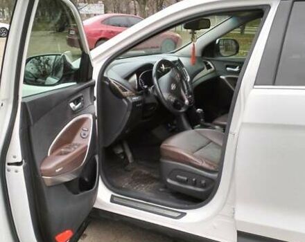 Білий Хендай Гранд Санта Фє, об'ємом двигуна 2.2 л та пробігом 205 тис. км за 23500 $, фото 6 на Automoto.ua