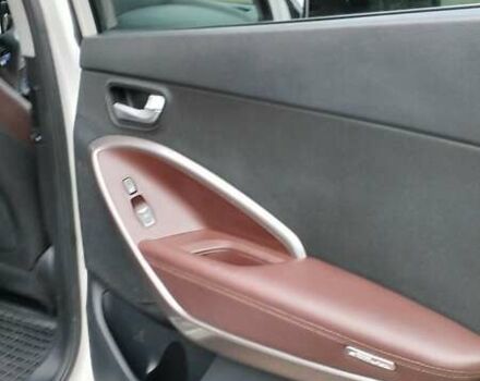 Білий Хендай Гранд Санта Фє, об'ємом двигуна 2.2 л та пробігом 205 тис. км за 23500 $, фото 14 на Automoto.ua