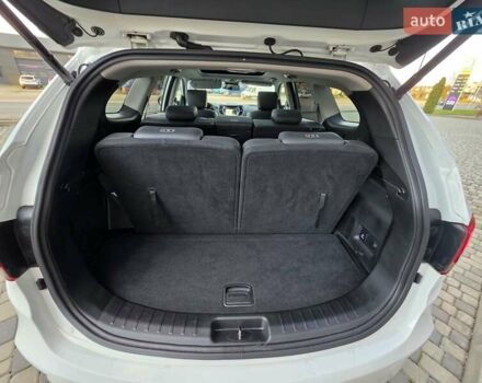 Белый Хендай Гранд Санта Фе, объемом двигателя 2.2 л и пробегом 118 тыс. км за 26950 $, фото 77 на Automoto.ua