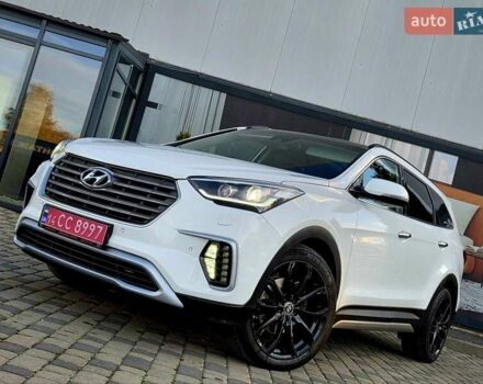 Белый Хендай Гранд Санта Фе, объемом двигателя 2.2 л и пробегом 118 тыс. км за 26950 $, фото 11 на Automoto.ua