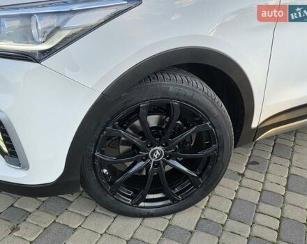 Белый Хендай Гранд Санта Фе, объемом двигателя 2.2 л и пробегом 118 тыс. км за 26950 $, фото 28 на Automoto.ua