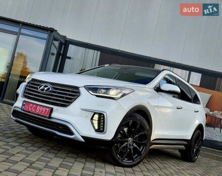Белый Хендай Гранд Санта Фе, объемом двигателя 2.2 л и пробегом 118 тыс. км за 26950 $, фото 10 на Automoto.ua