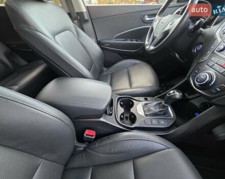 Белый Хендай Гранд Санта Фе, объемом двигателя 2.2 л и пробегом 118 тыс. км за 26950 $, фото 60 на Automoto.ua