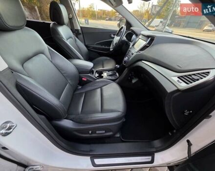 Белый Хендай Гранд Санта Фе, объемом двигателя 2.2 л и пробегом 118 тыс. км за 26950 $, фото 54 на Automoto.ua