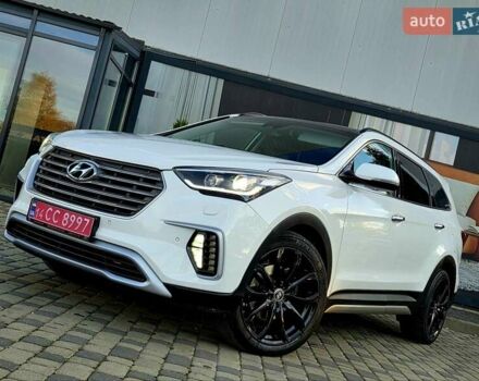 Белый Хендай Гранд Санта Фе, объемом двигателя 2.2 л и пробегом 118 тыс. км за 26950 $, фото 4 на Automoto.ua