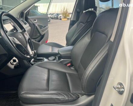 Белый Хендай Гранд Санта Фе, объемом двигателя 2.2 л и пробегом 124 тыс. км за 32580 $, фото 28 на Automoto.ua