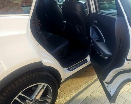 Белый Хендай Гранд Санта Фе, объемом двигателя 2.2 л и пробегом 124 тыс. км за 35000 $, фото 10 на Automoto.ua