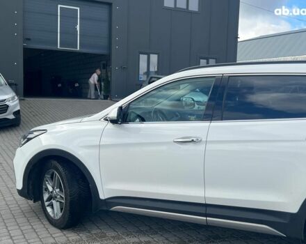 Белый Хендай Гранд Санта Фе, объемом двигателя 2.2 л и пробегом 124 тыс. км за 32580 $, фото 9 на Automoto.ua