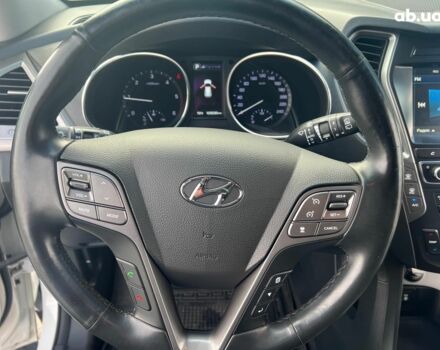 Белый Хендай Гранд Санта Фе, объемом двигателя 2.2 л и пробегом 124 тыс. км за 32580 $, фото 36 на Automoto.ua